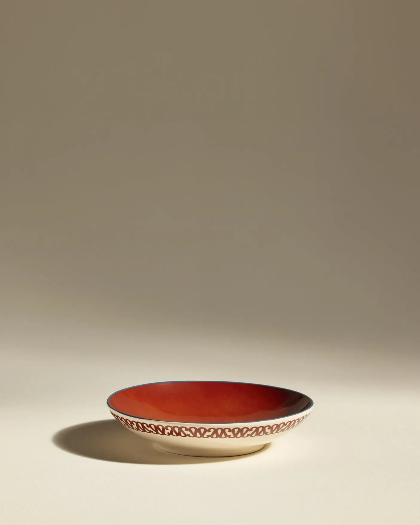 Assiette creuse Sarah - Carmin