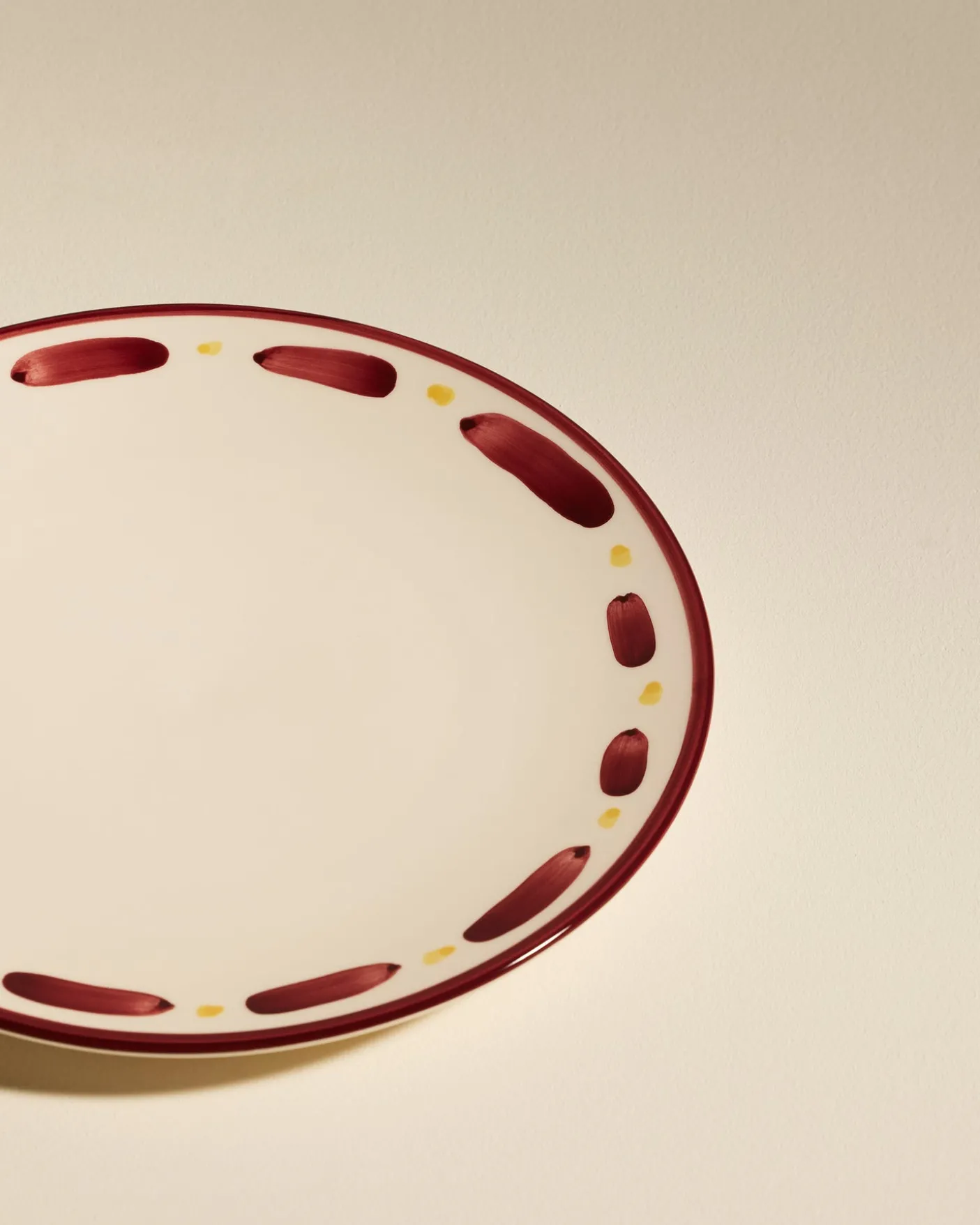 Assiette plate Aura - Carmin